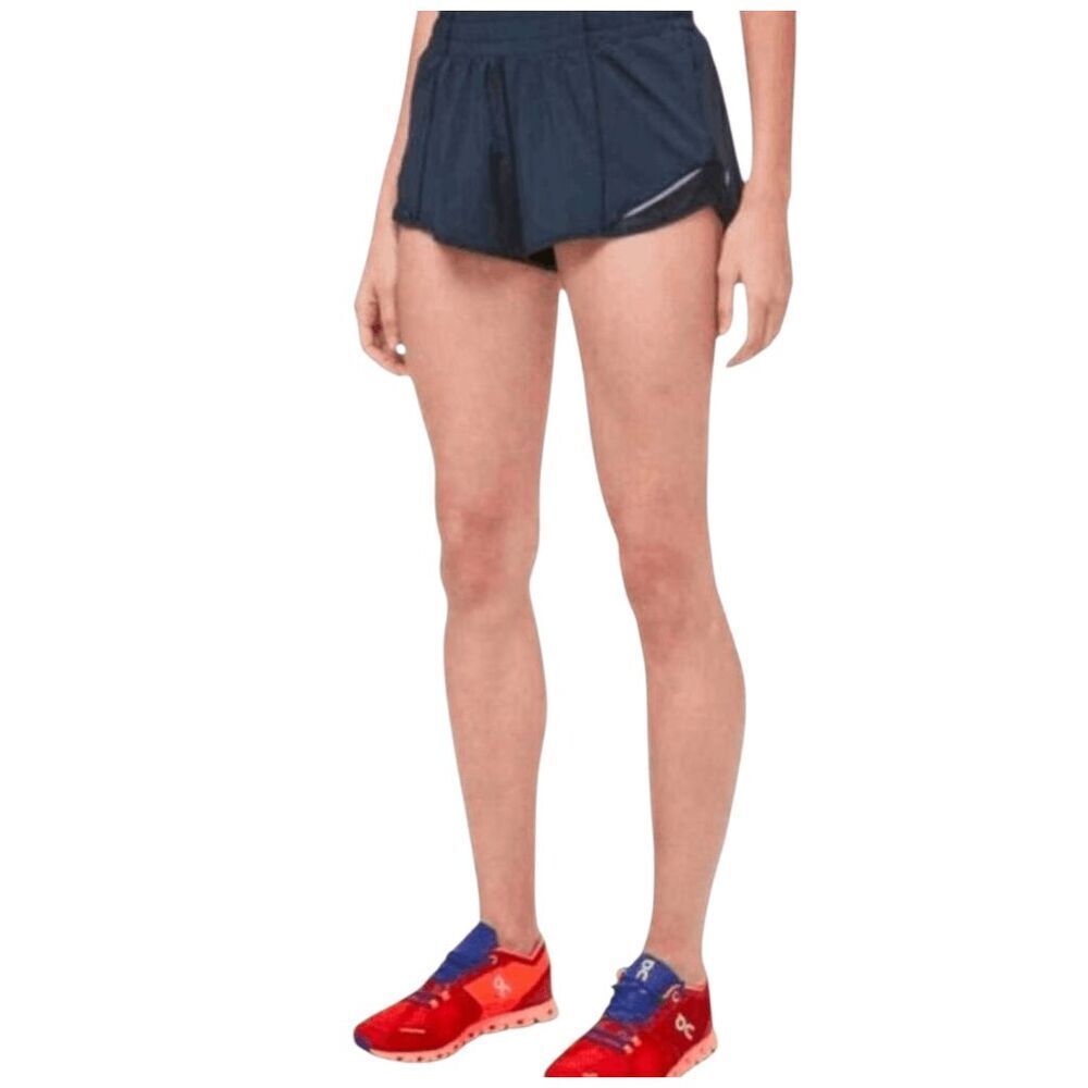 LULULEMON ATHLETICA Hotty Hot II '2.5' In True Navy Size 10